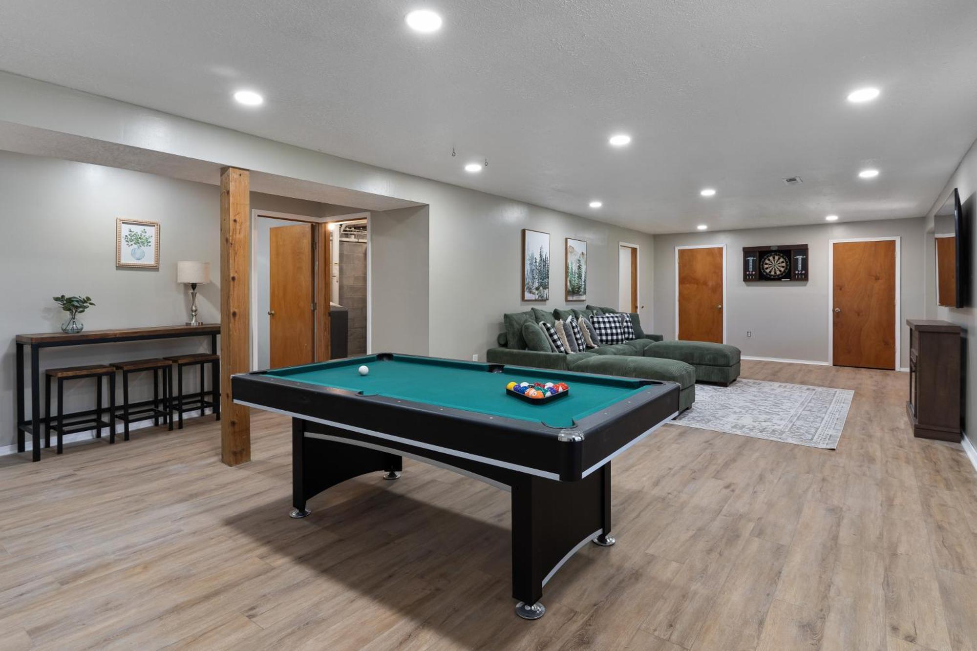 Spacious Cabin Near Hocking Hills And Caves With Hot Tub And Firepit Laurelville Esterno foto