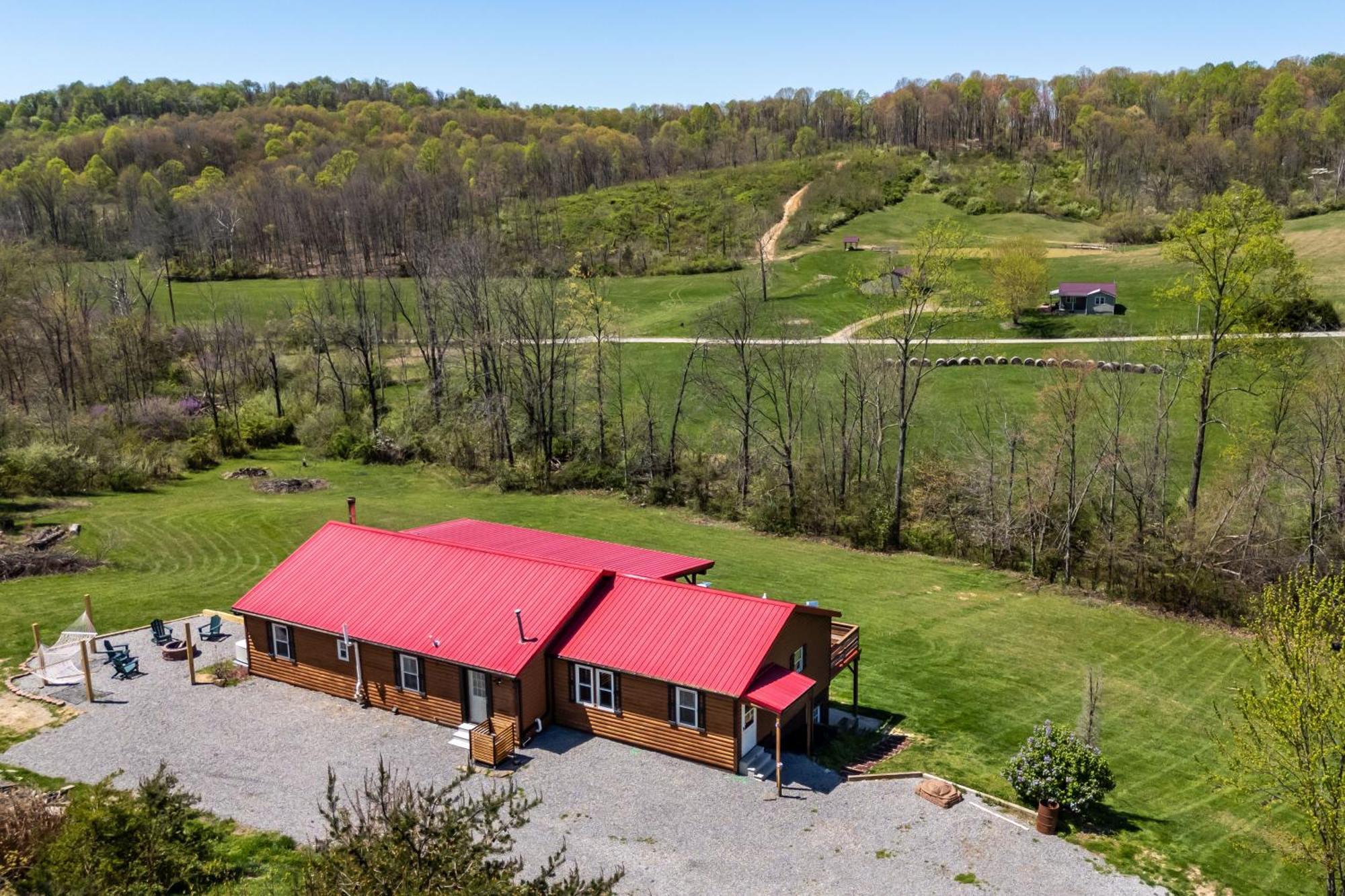 Spacious Cabin Near Hocking Hills And Caves With Hot Tub And Firepit Laurelville Esterno foto